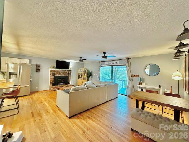 House for sale in Spruce Pine, North Carolina