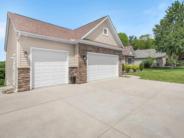 House for sale in Heath, Ohio