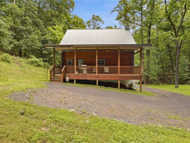 House for sale in Bedford, Pennsylvania