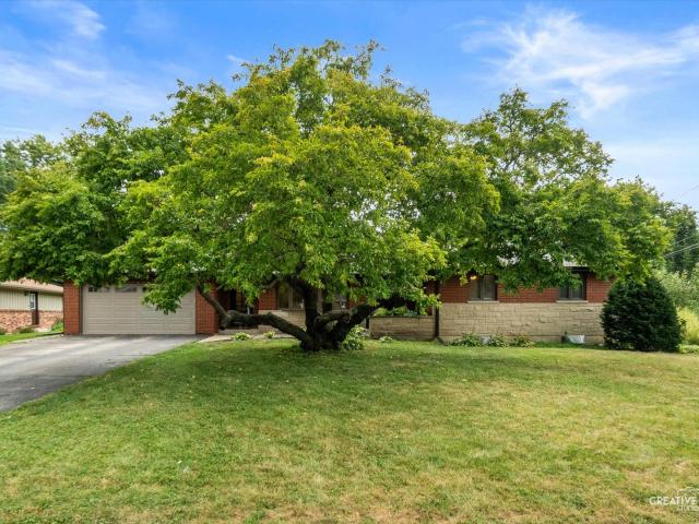 House for sale in Aurora, Kane County