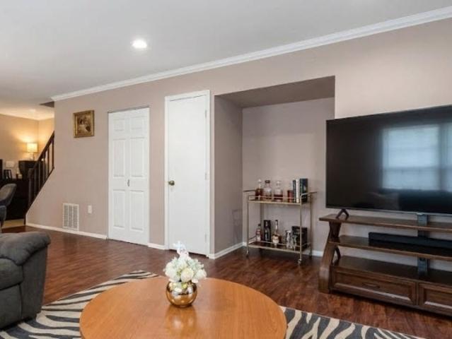 Condo for sale in East Brunswick, New Jersey