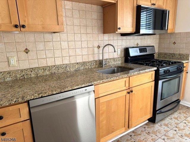 Condo for sale in Summit, New Jersey