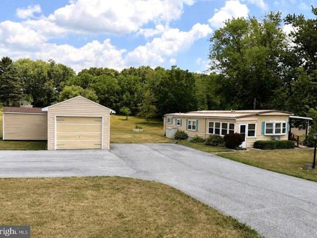 House for sale in Grantville, Pennsylvania