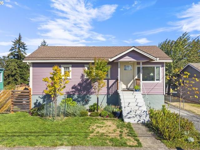 House for sale in Saint Helens, Columbia County
