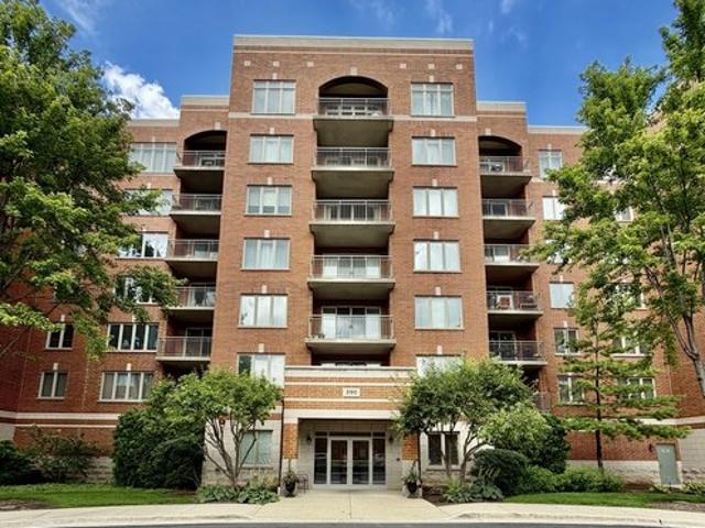 Condo for sale in Des Plaines, Illinois