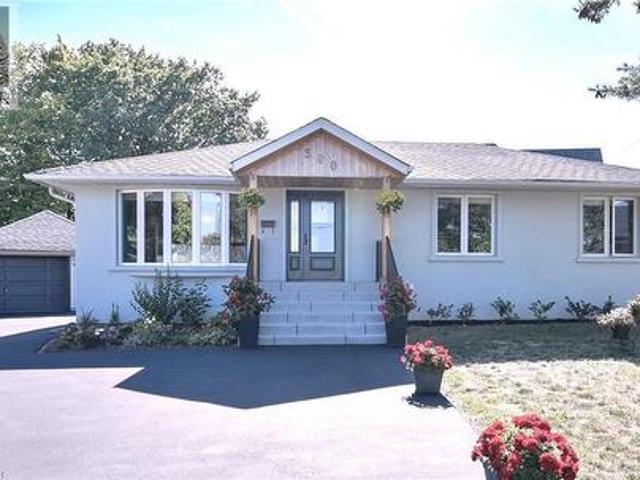 House for sale in Oakville, Ontario