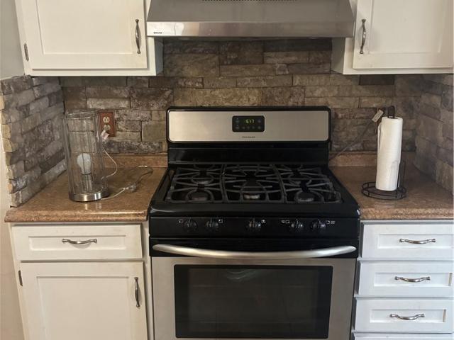 House for sale in Struthers, Ohio