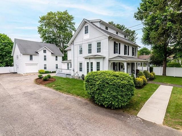 House for sale in Wakefield, Rhode Island