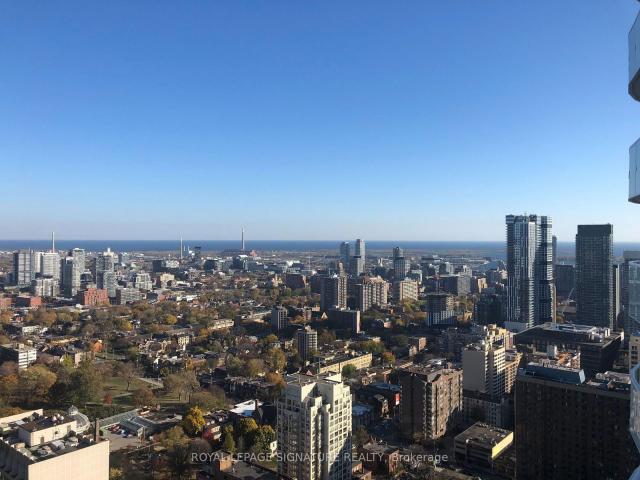 Condo for rent in Toronto, Golden Horseshoe