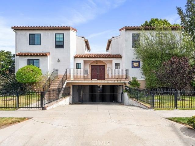 Townhouse for sale in Torrance, California