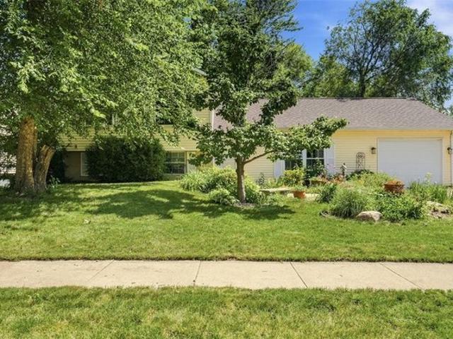 House for sale in Linn, Iowa