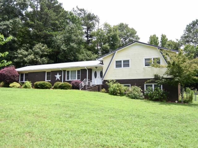 House for sale in Anniston, Alabama