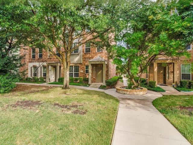 Townhouse for sale in Addison, Texas
