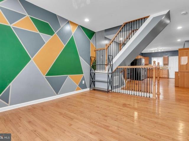 Townhouse for sale in Gibsonton, Maryland