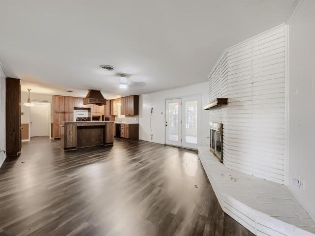 House for sale in Benbrook, Texas