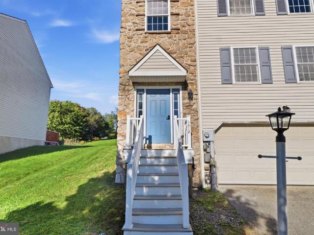 Townhouse for sale in Weigelstown, Dover Township