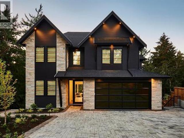 House for sale in Saanich, British Columbia