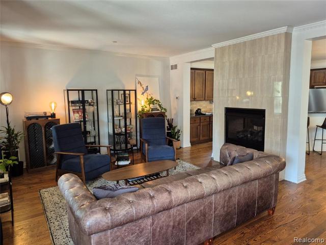 House for sale in Forester Square, Auburn Hills