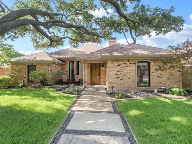 House for sale in Addison, Texas