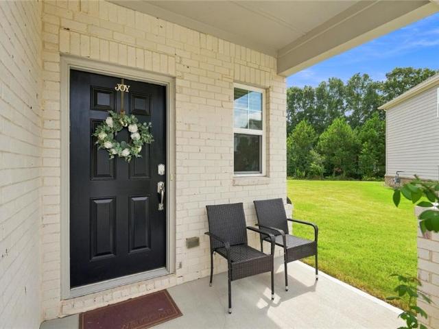 House for sale in Loganville, Georgia