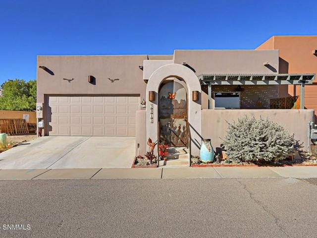 Townhouse for sale in Dona Ana, New Mexico
