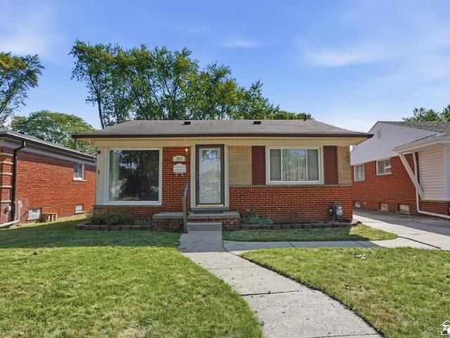 House for sale in Dearborn Heights, Michigan