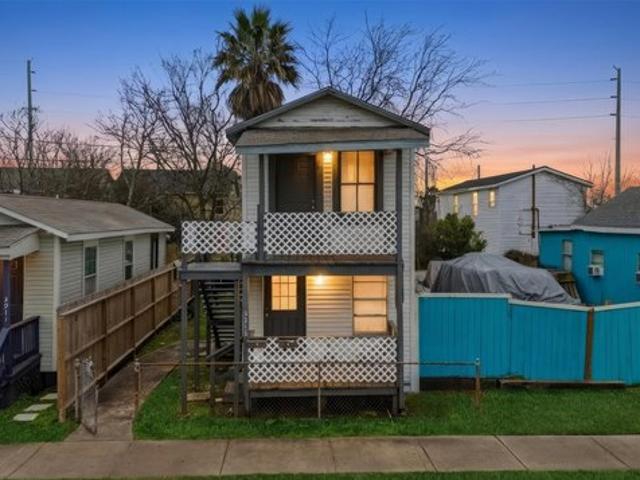 House for sale in Galveston, Texas