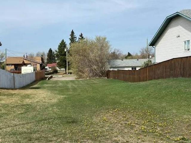 House for sale in Ponoka, Alberta