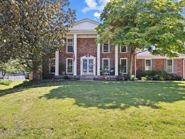 House for sale in Jeffersontown, Kentucky