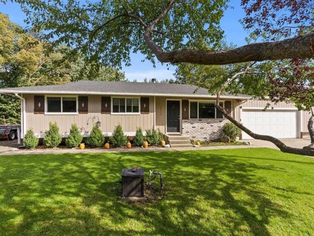 House for sale in Newman Lake, Washington