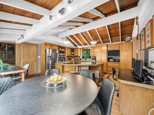 House for sale in West Vancouver, British Columbia