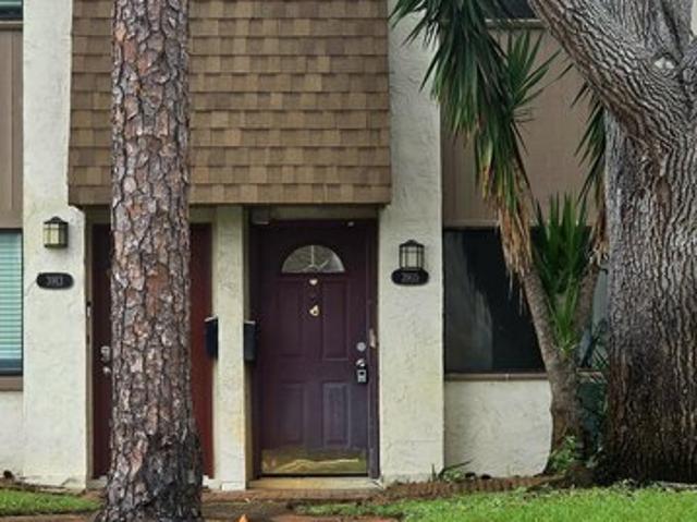 Townhouse for sale in Titusville, Florida