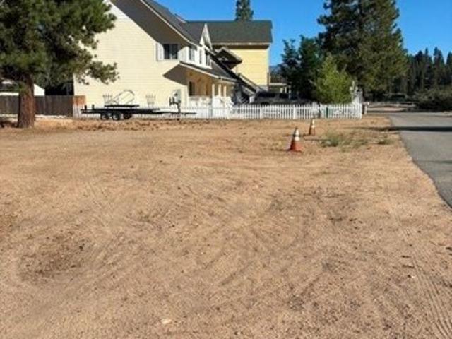 Land for sale in Fawnskin, California