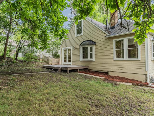House for sale in Island Lake, Illinois