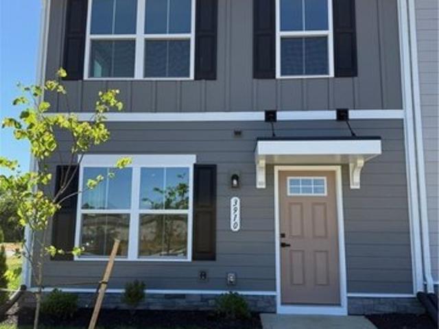 Townhouse for sale in Virginia