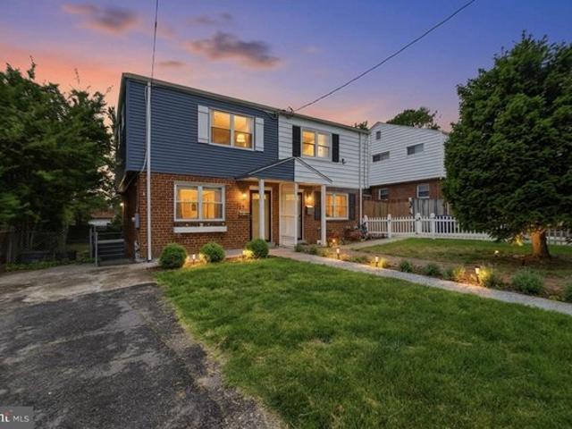 Townhouse for sale in Virginia