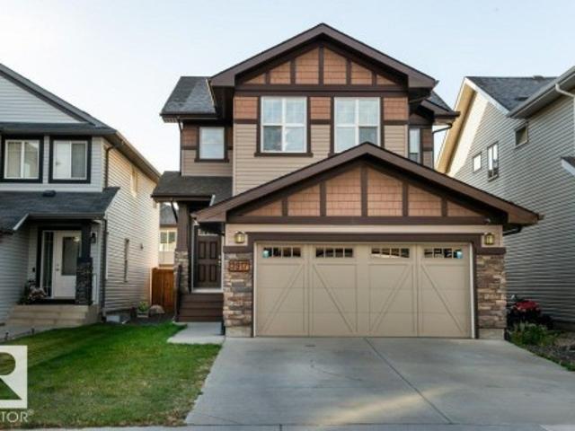 House for sale in Cy Becker, Edmonton