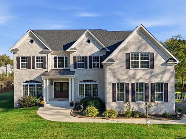 House for sale in Chantilly, Fairfax County