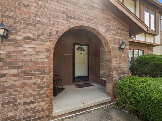 House for sale in Urbandale, Iowa