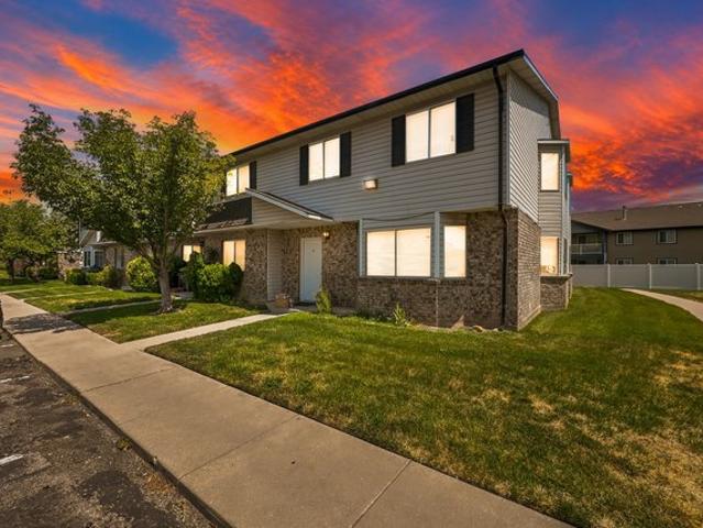Townhouse for sale in West Valley City, Utah