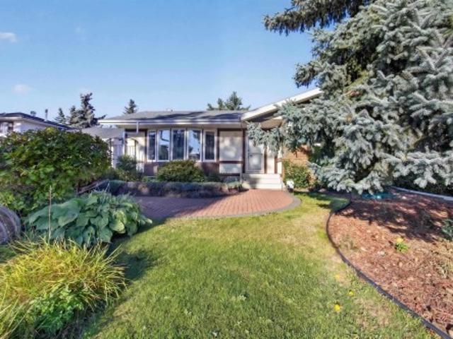 House for sale in Wedgewood, Alberta