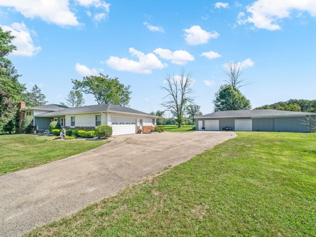 House for sale in Mendota, LaSalle County