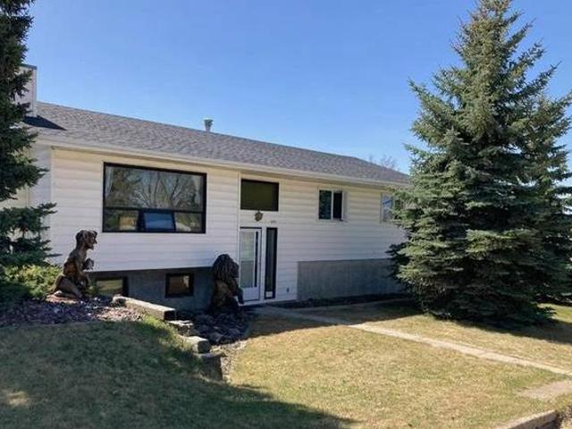 House for sale in Ponoka, Alberta