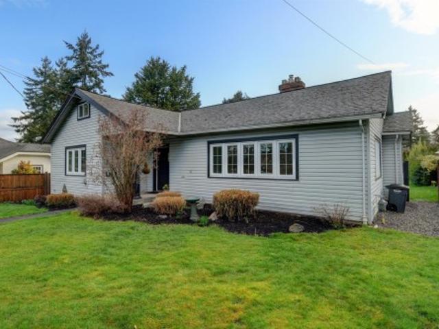 House for sale in Saanich, British Columbia