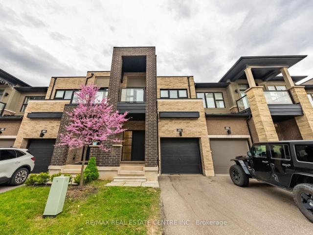 Townhouse for sale in Woburn, Ontario