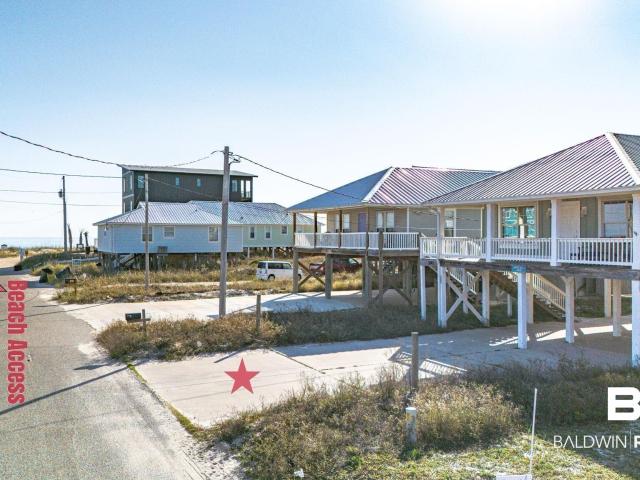 House for sale in Gulf Shores, Alabama