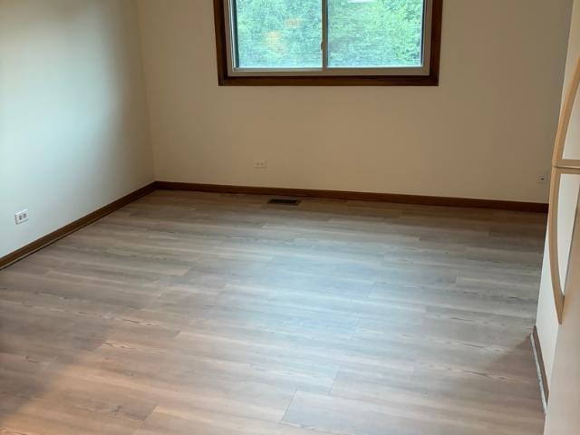Condo for sale in South Elgin, Illinois