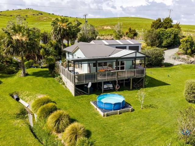 House for sale in Waipu Cove, Northland
