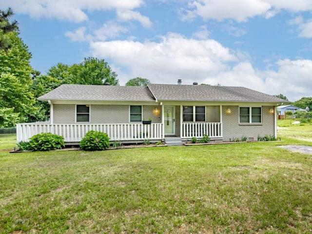 House for sale in Ark