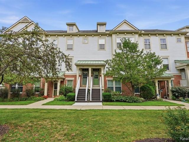 Townhouse for sale in Plymouth, Michigan
